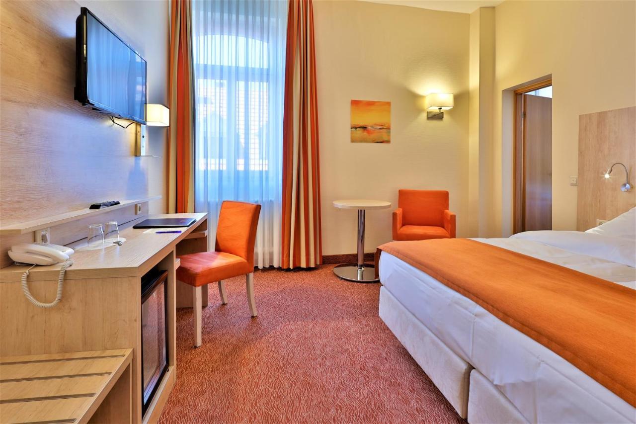 City Partner Hotel Hollaender Hof Heidelberg Bagian luar foto