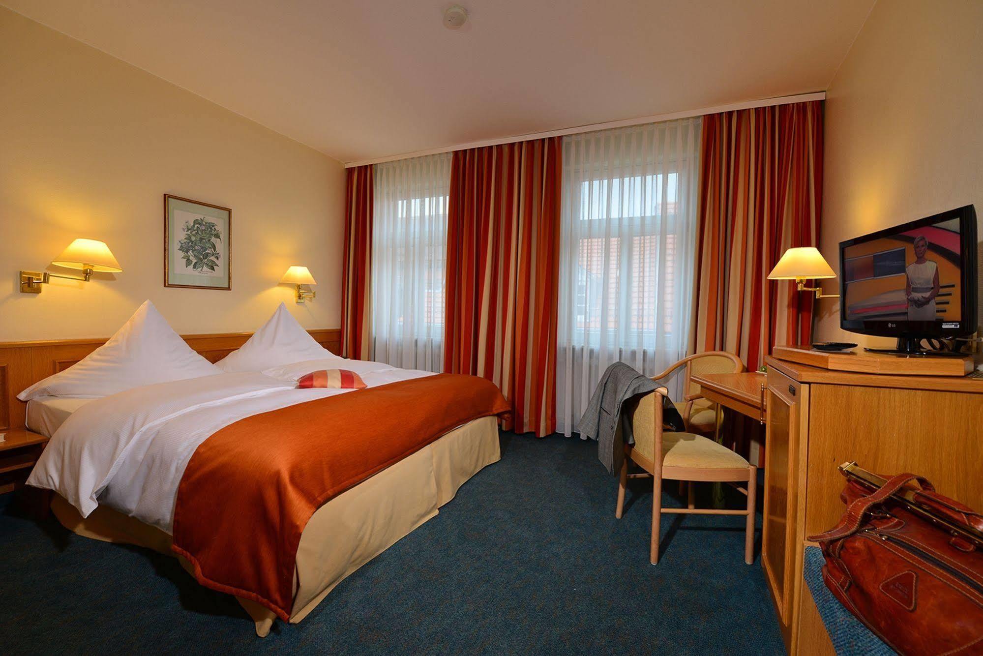 City Partner Hotel Hollaender Hof Heidelberg Bagian luar foto